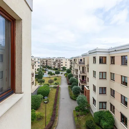 Cozy Jelitkowski Dwor In With Parking By Renters 아파트 *